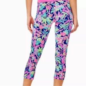 Lilly Pulitzer Weekender high rise Luxletic leggings seen and be herd NWT XL 108